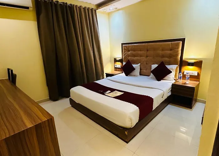 Hotel Emerald Inn Mumbai