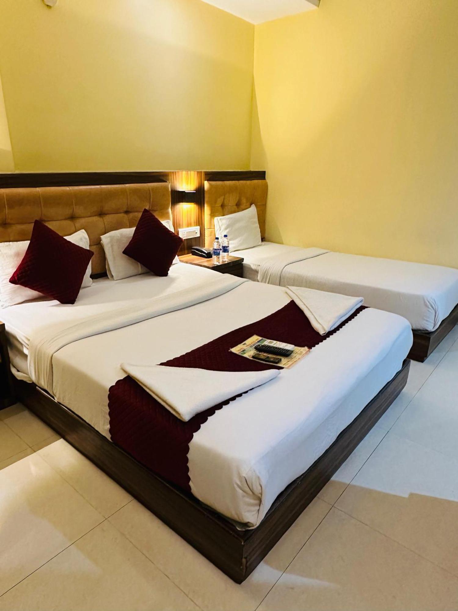Hotel Hotel Emerald Inn Mumbai Bombaj